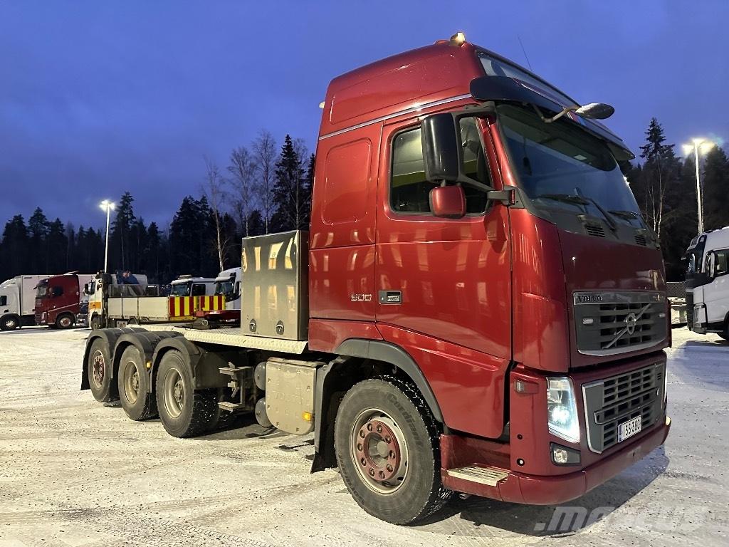 Volvo FH16 600 8x4*4 Sadulveokid