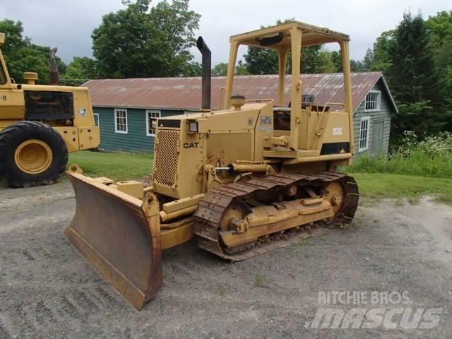 CAT D 3 C Buldooserid