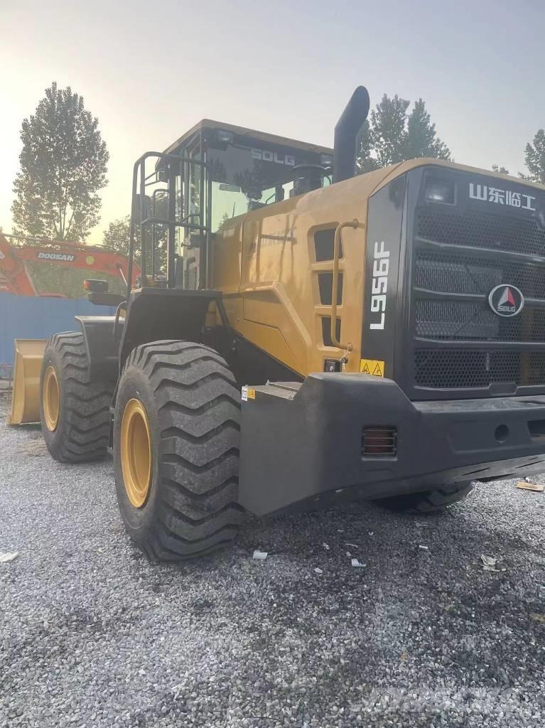 SDLG LG 956 F Rataslaadurid