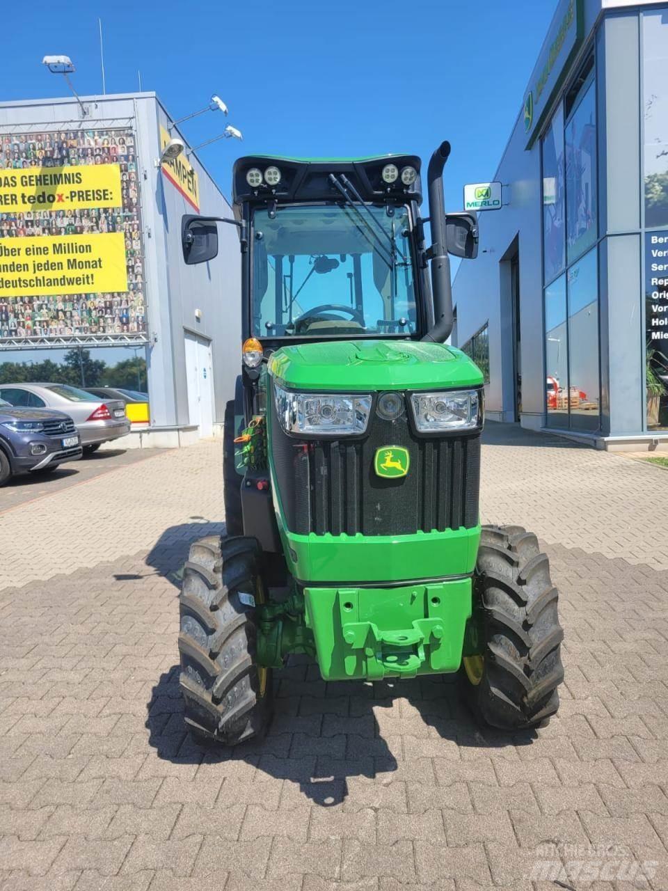 John Deere 5105GV Traktorid