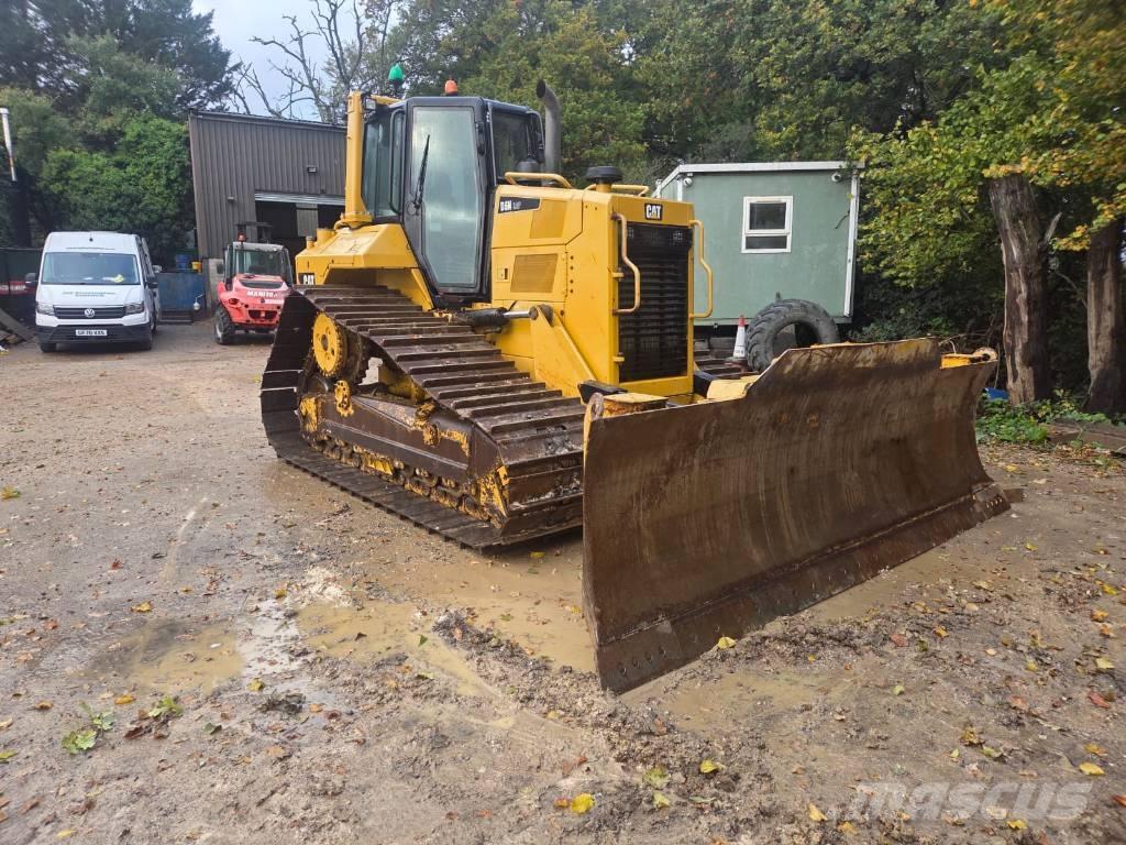 CAT D 6 N LGP Buldooserid