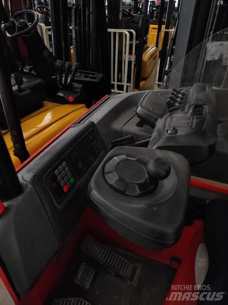 BT RR E 160 M Lükandmastiga tõstukid