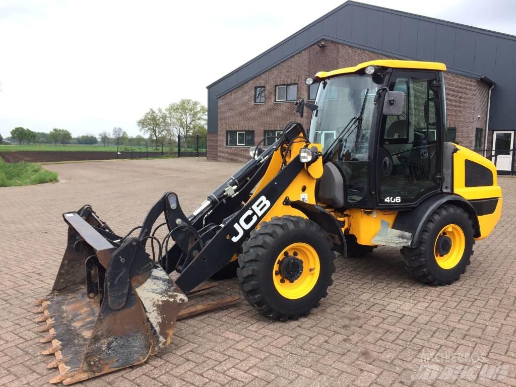 JCB 406 Rataslaadurid