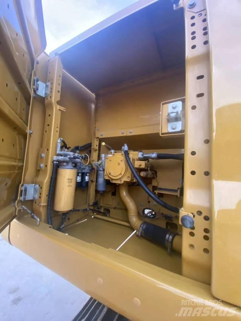 CAT CAT320GC Roomikekskavaatorid