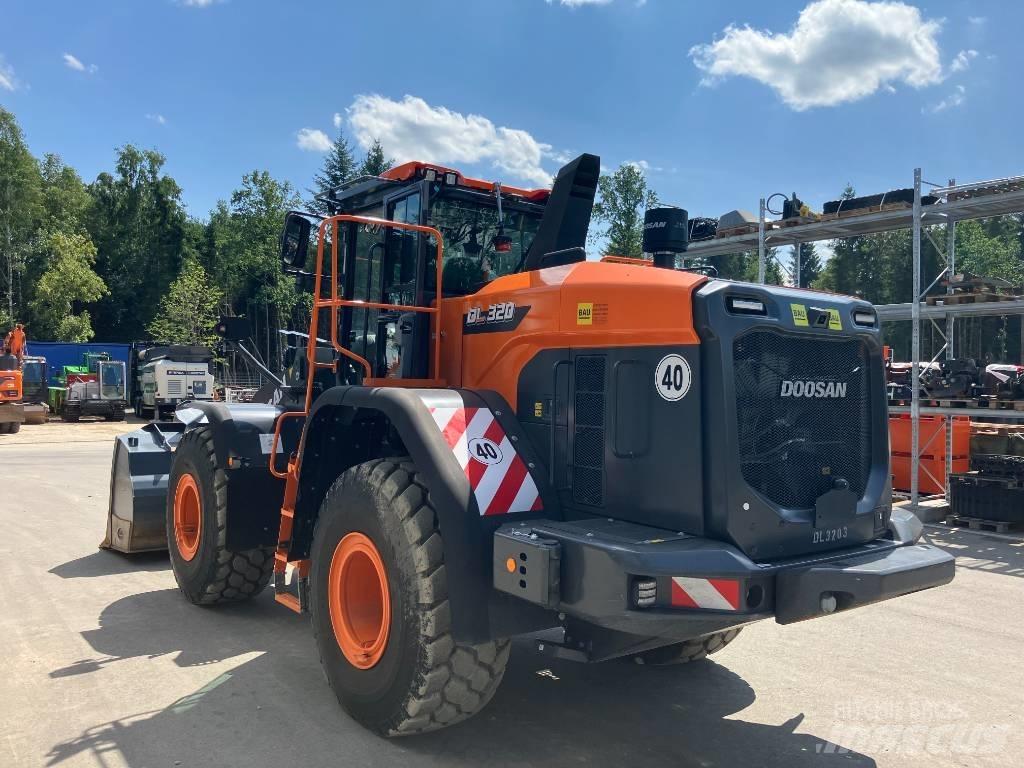 Doosan DL 320-7 Rataslaadurid
