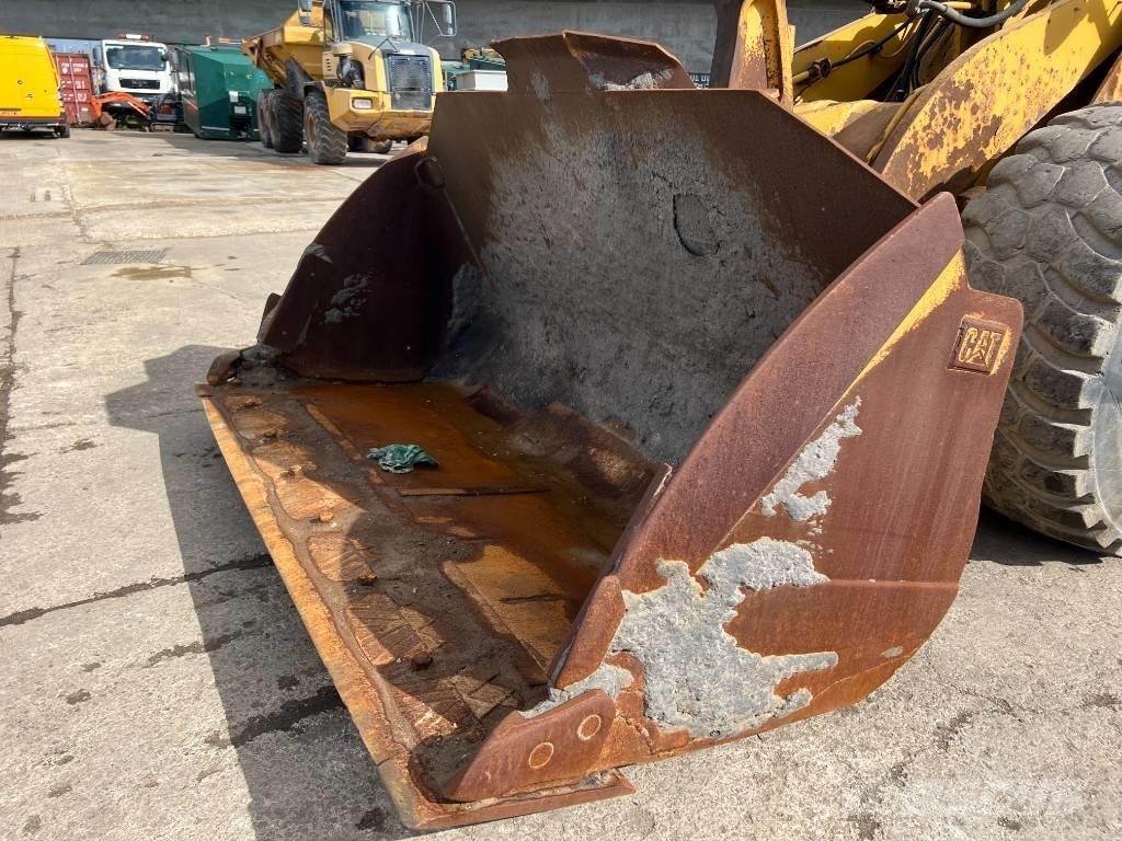 CAT 966 H Rataslaadurid