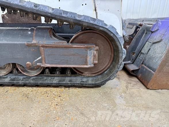 Bobcat T590 Kompaktlaadurid
