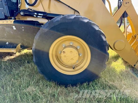 CAT 416 Ekskavaatorlaadurid