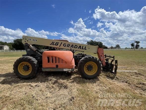 JLG G6-42A Teleskooplaadurid