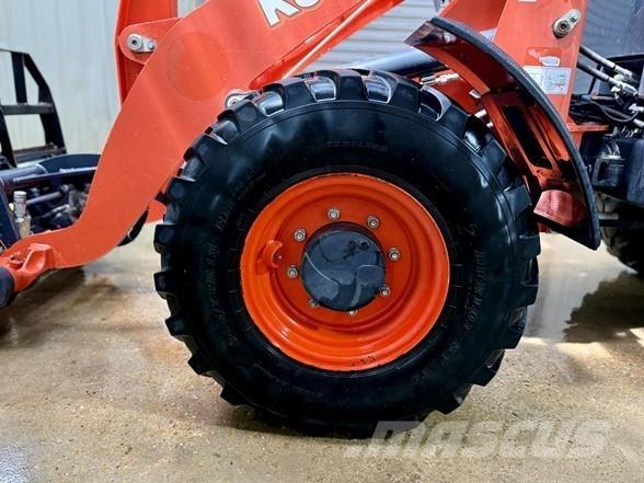 Kubota R530 Rataslaadurid