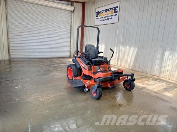 Kubota ZD1211L 0 - pöörderaadiuse niidukid