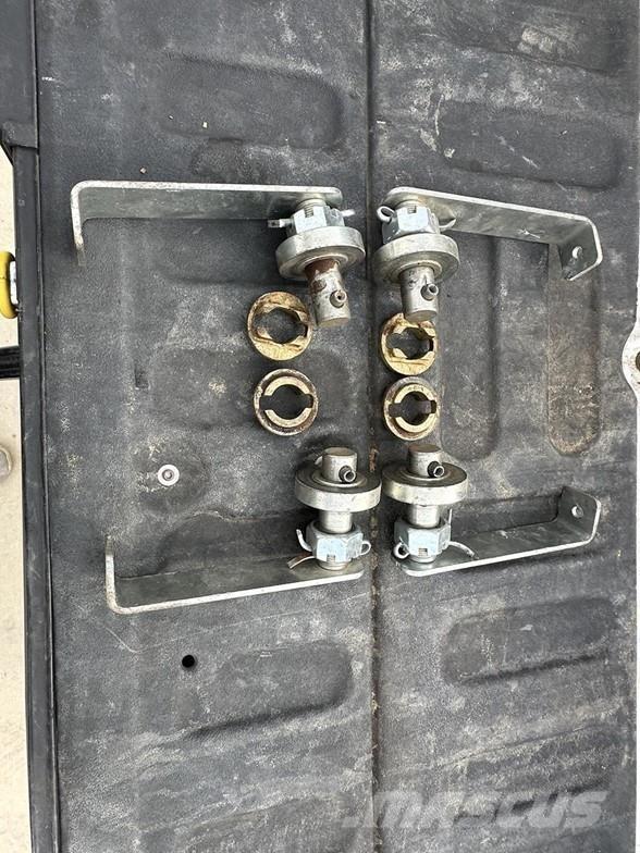  PULLRITE 2900 Rehvid, rattad ja veljed