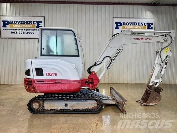 Takeuchi TB240 Miniekskavaatorid < 7 t