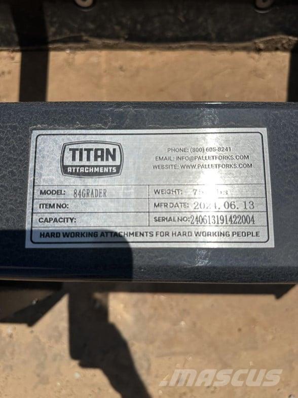 Titan  Muu