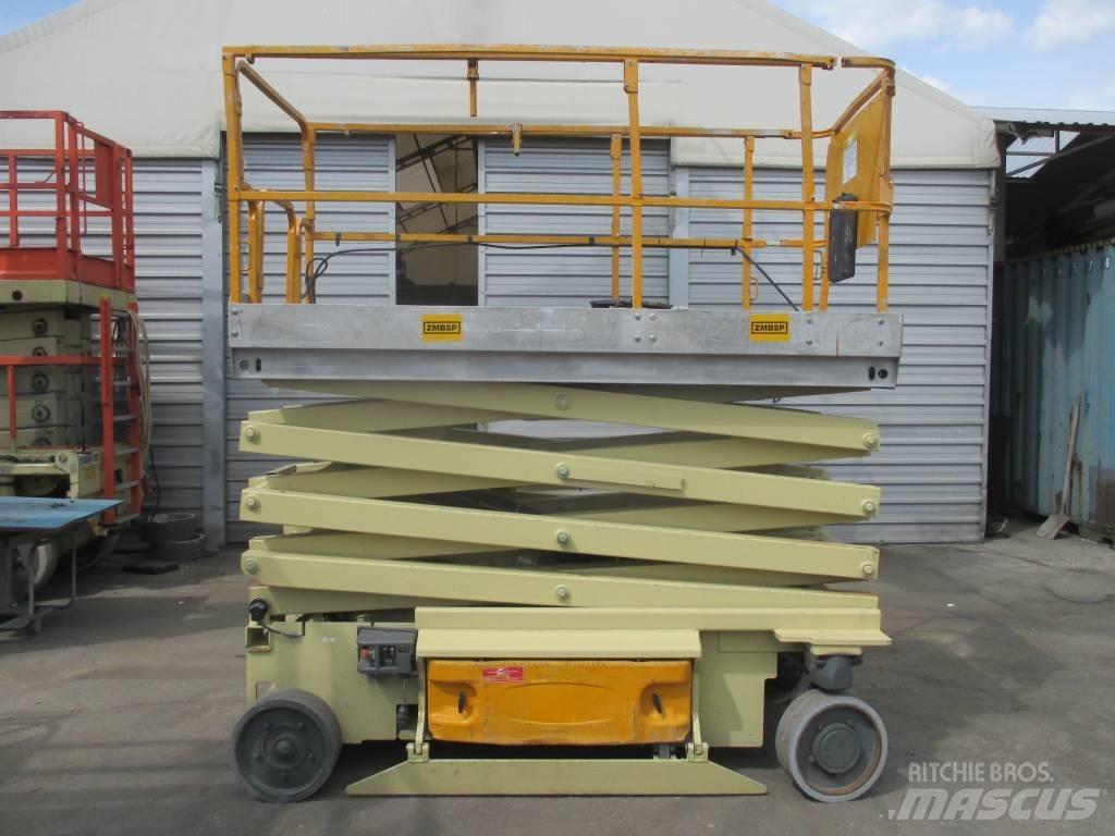 JLG 3246 ES Käärtõstukid