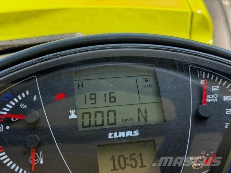 CLAAS AXION 870 Traktorid