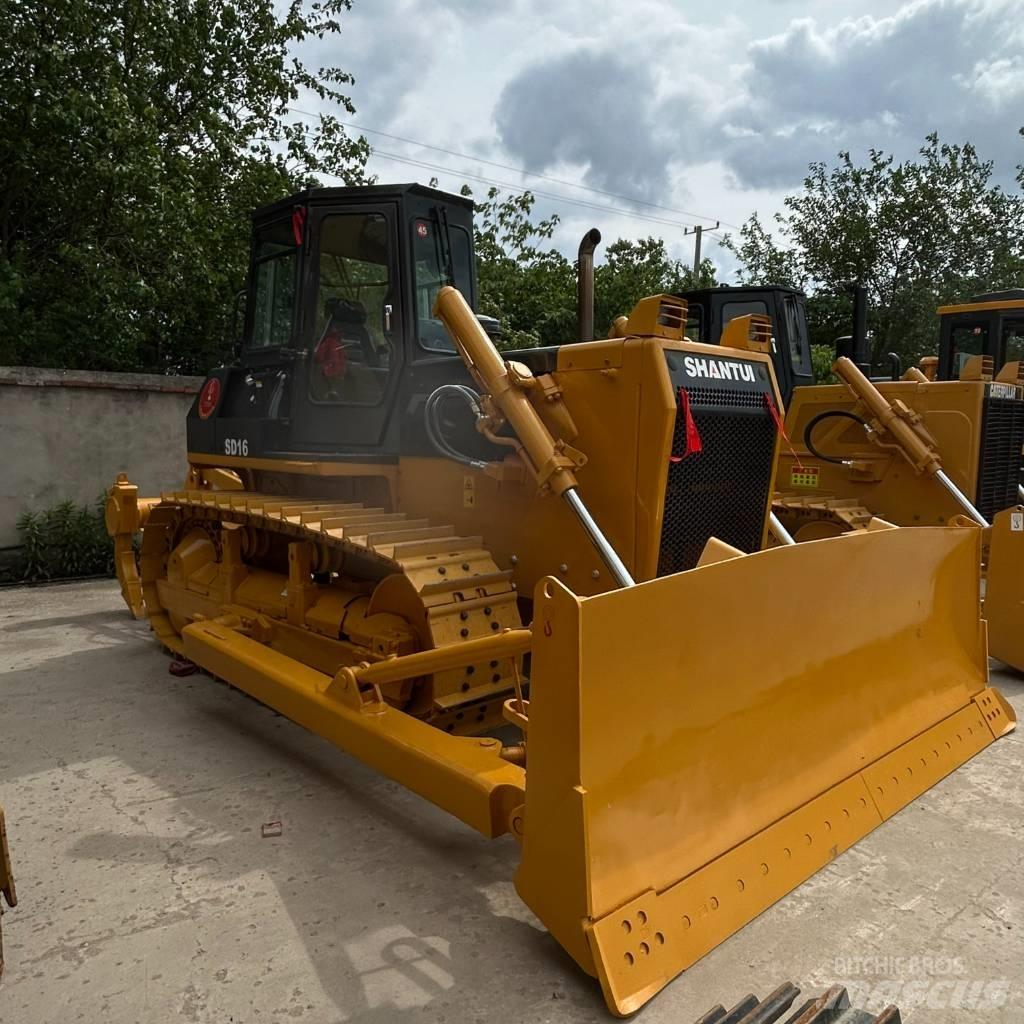 Shantui SD 16 Buldooserid