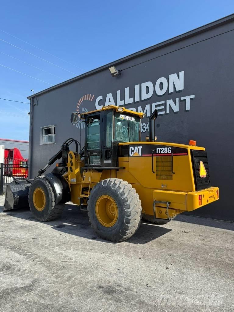 CAT IT 28 G Rataslaadurid