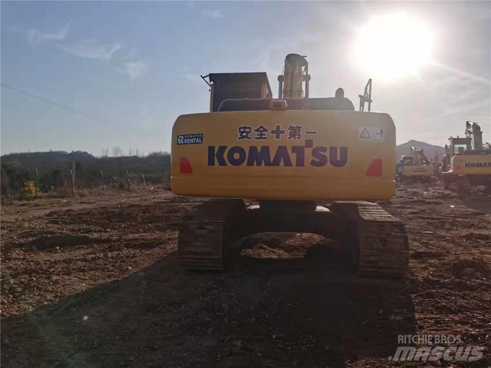 Komatsu PC 220-8 Roomikekskavaatorid
