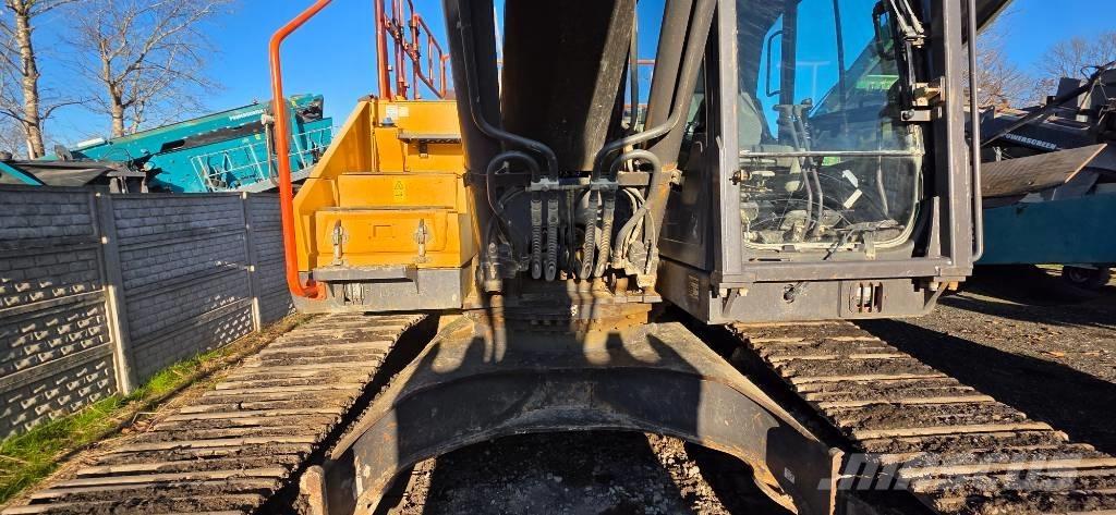 Volvo EC 300 EL Roomikekskavaatorid