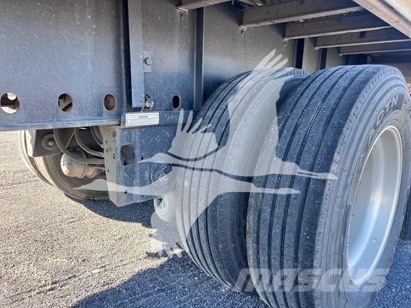 Utility 4000AE Madelpoolhaagised