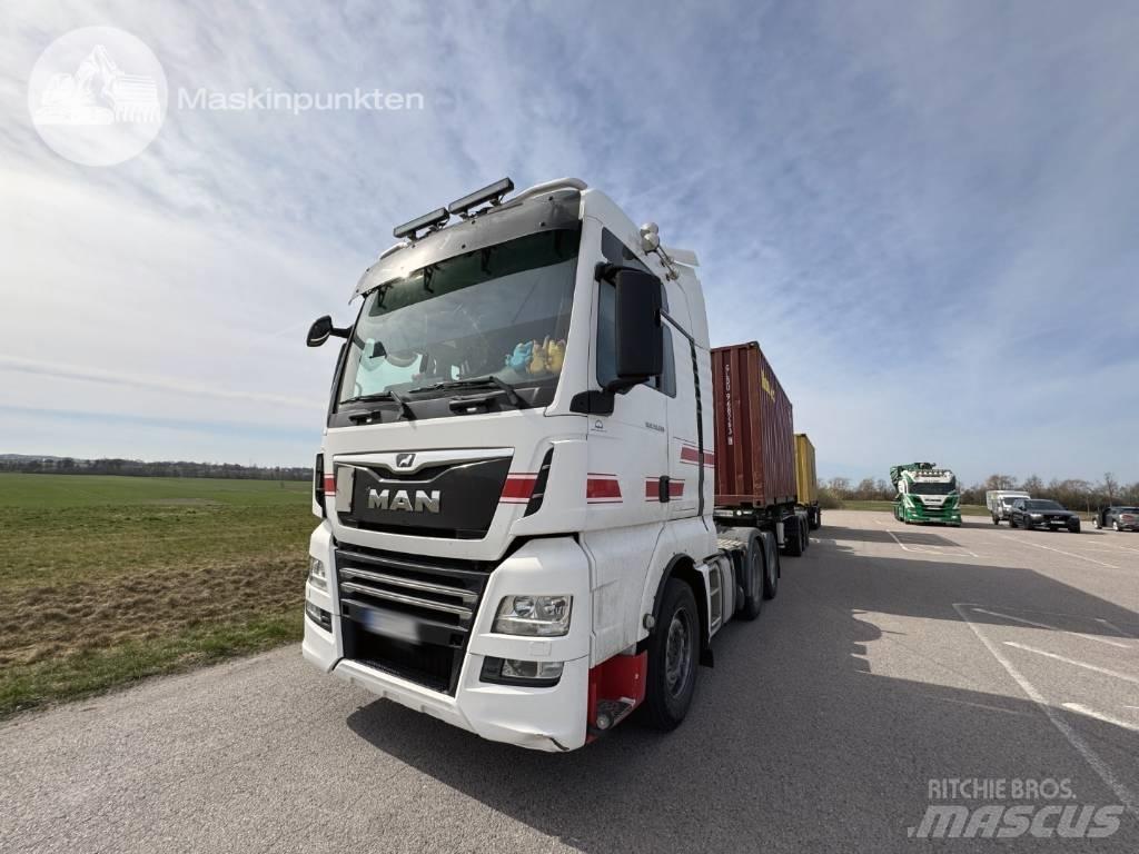 MAN TGX 28.500 Sadulveokid