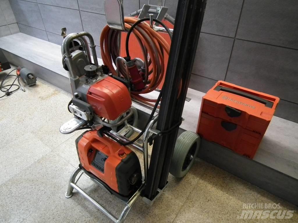 Husqvarna WS220 Kivisaed ja betoonisaed