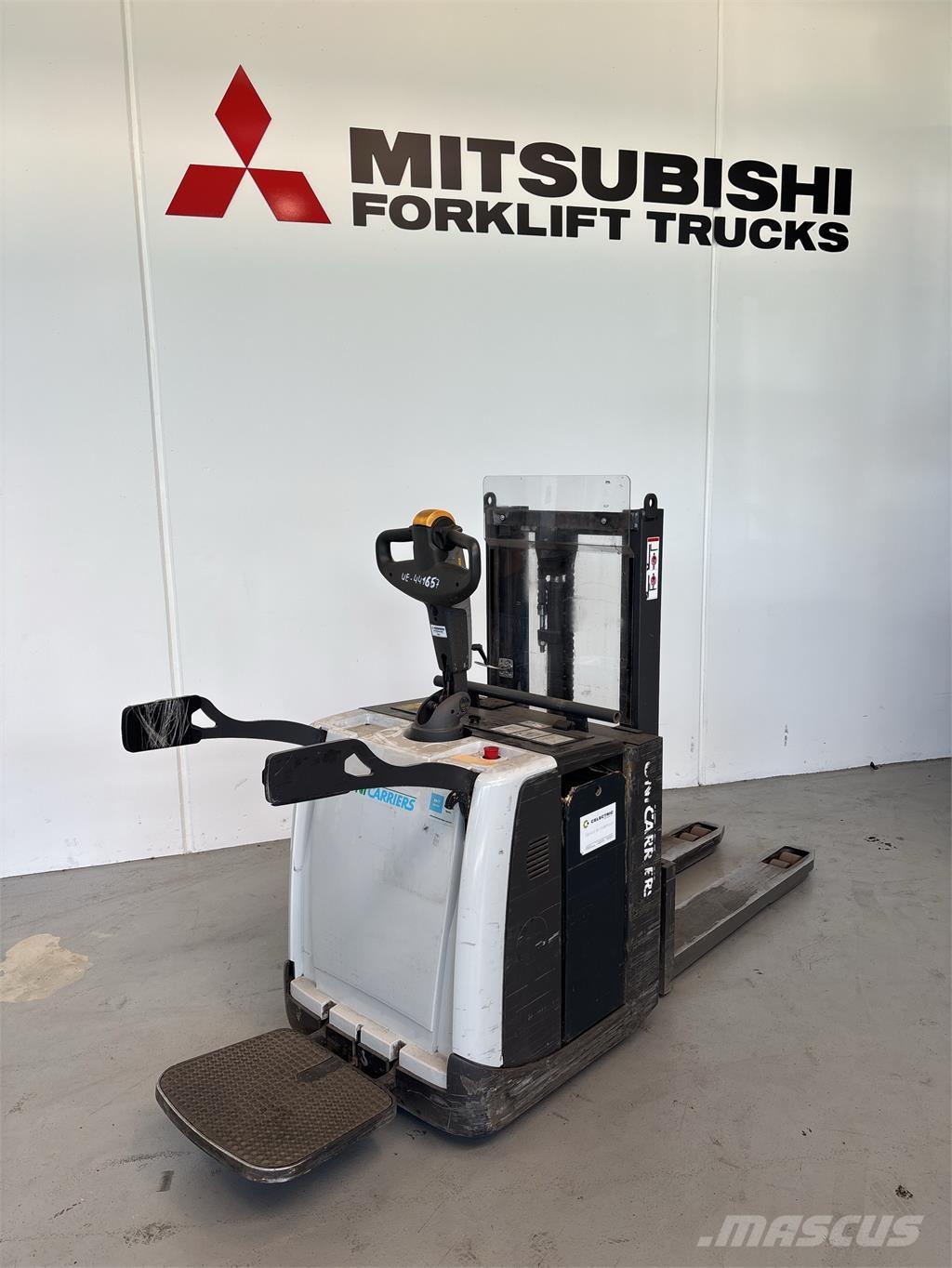 UniCarriers PDP200 Platvormiga virnastajad