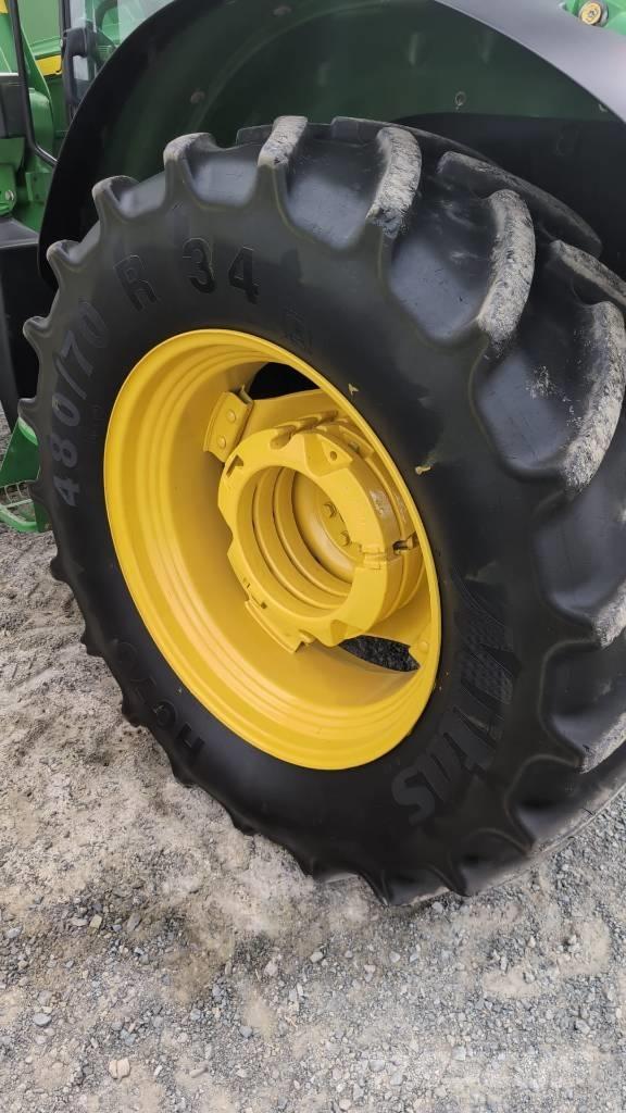 John Deere 5115R Traktorid