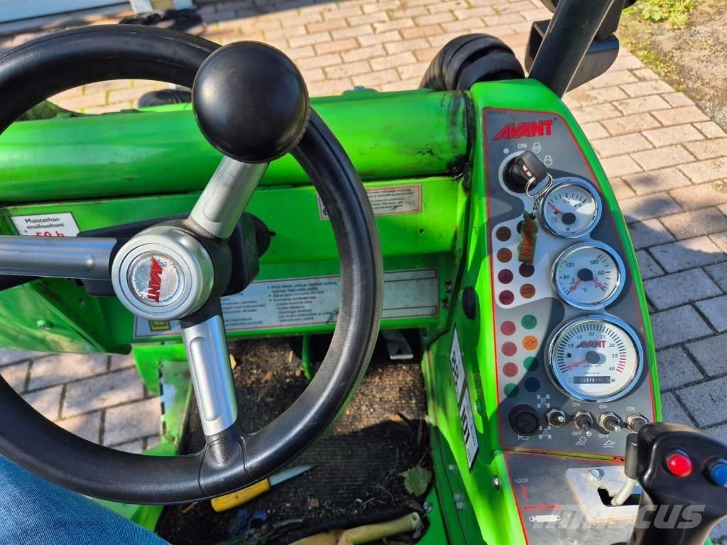 Avant 528 Väikelaadurid