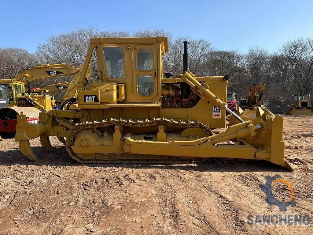 CAT D 8 K Buldooserid