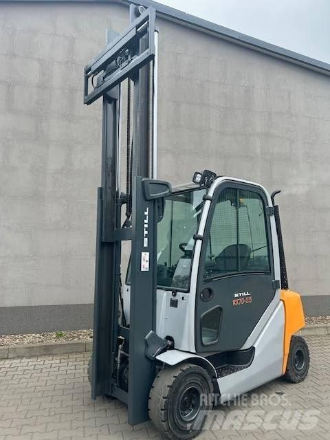 Still RX 70-25 Gaasitõstukid