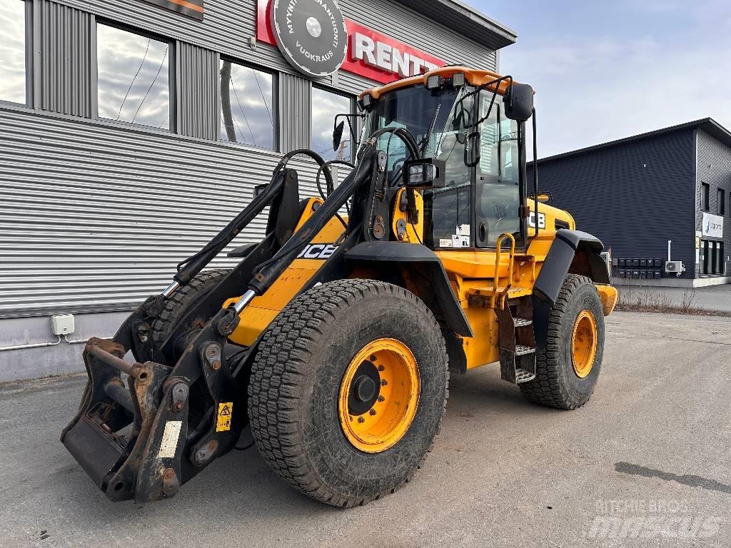 JCB 426 E Rataslaadurid