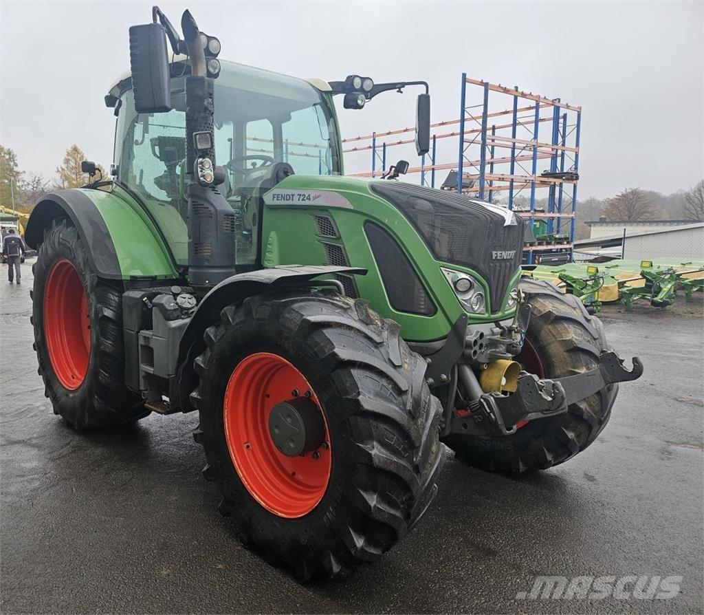 Fendt 724 Vario Traktorid