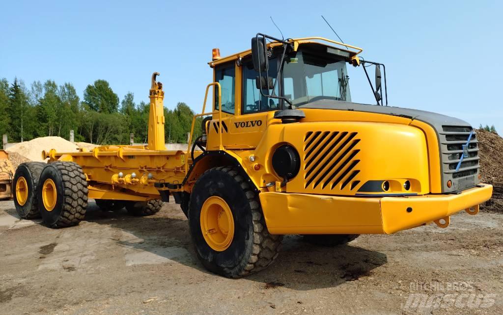 Volvo A25D Liigendraamiga pinnaseveokid
