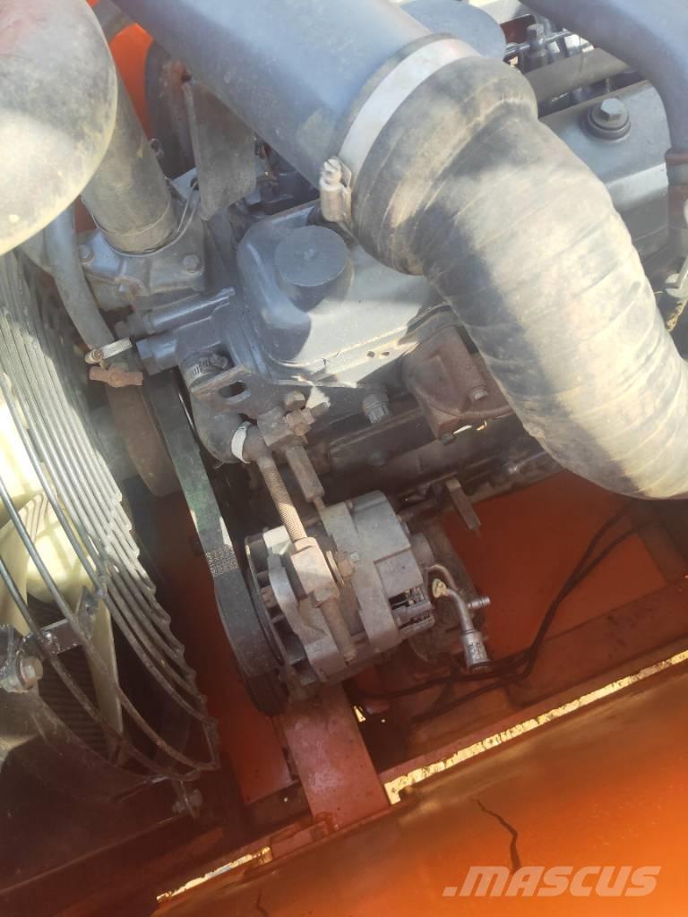 Doosan DH220LC-7 Roomikekskavaatorid