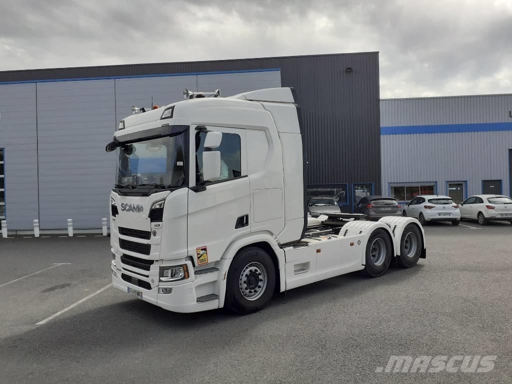 Scania R 590 V8 6x4 Sadulveokid