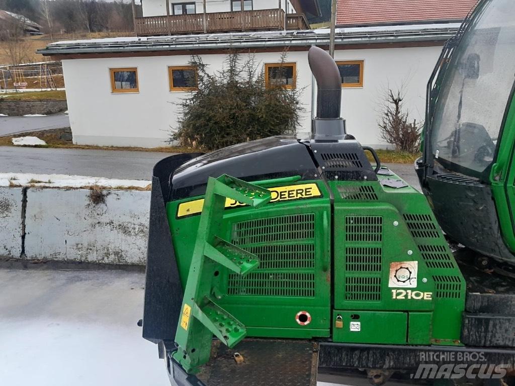 John Deere 1210 E Forwarderid