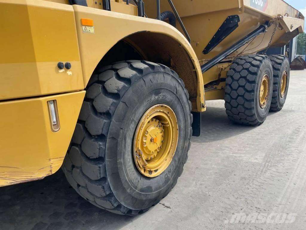 CAT 735C Liigendraamiga pinnaseveokid