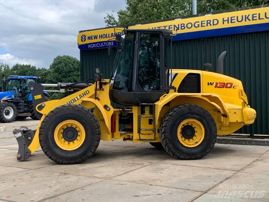 New Holland W 130 C Rataslaadurid