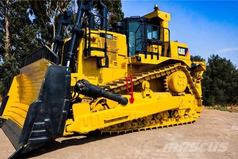 CAT D10T Buldooserid