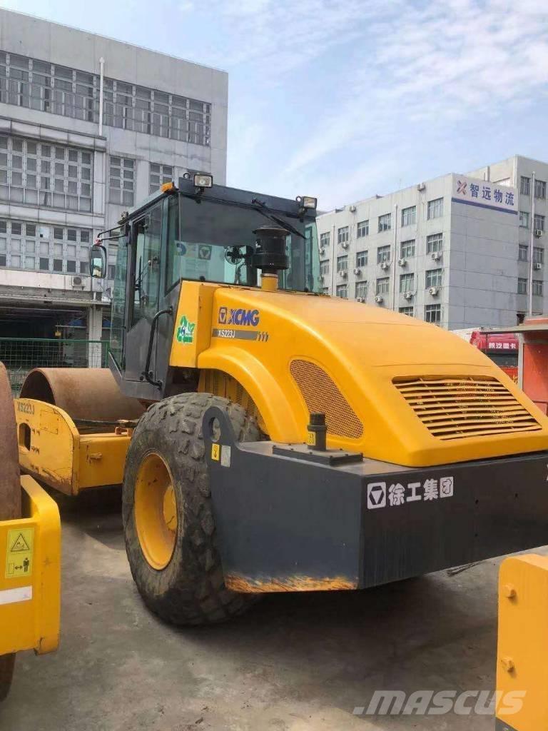 XCMG XS 223 J Ühe trumliga rullid