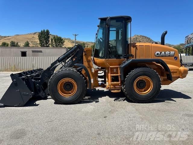 CASE 621 F XT Rataslaadurid
