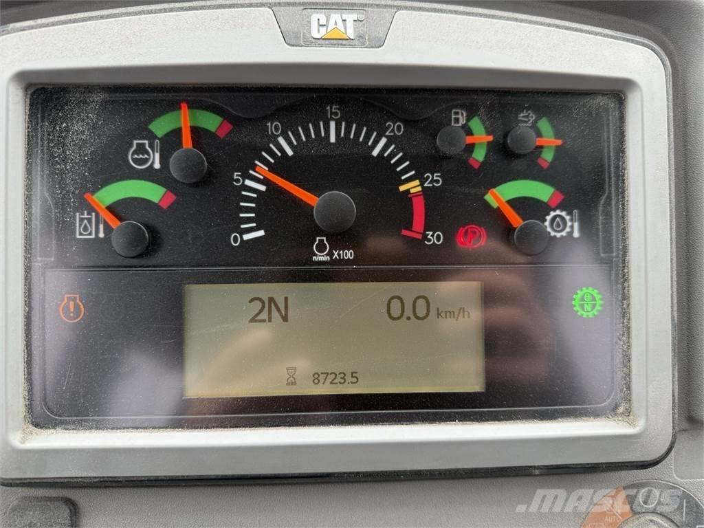 CAT 980M Rataslaadurid