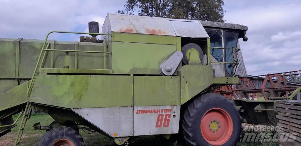 CLAAS Dominator 86 Teraviljakombainid