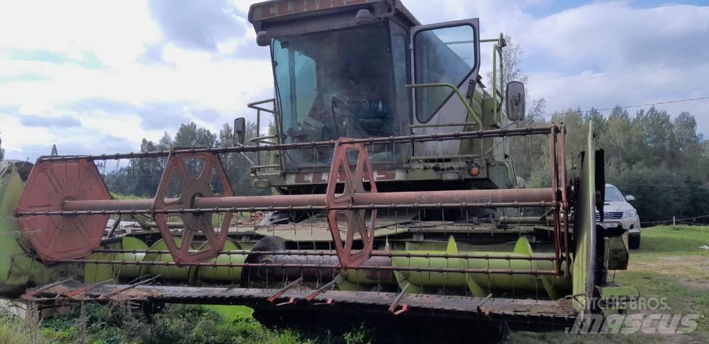 CLAAS Dominator 86 Teraviljakombainid