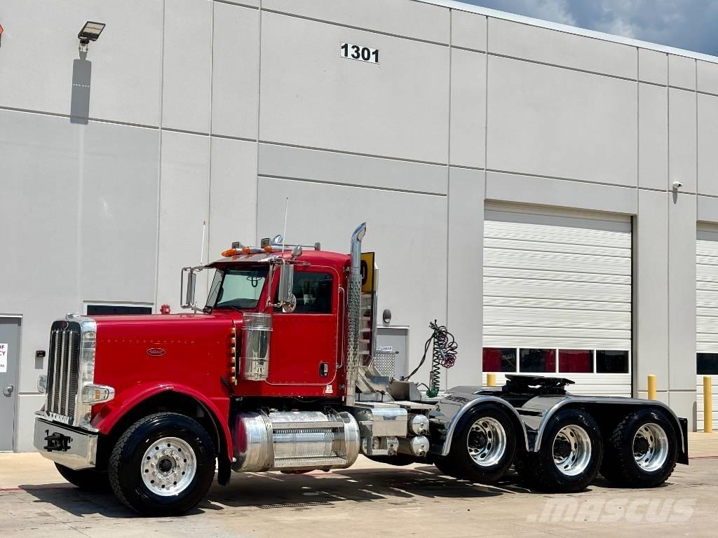 Peterbilt 388 Sadulveokid