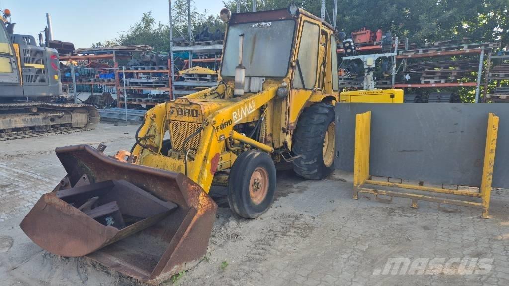 Ford 4500 Ekskavaatorlaadurid