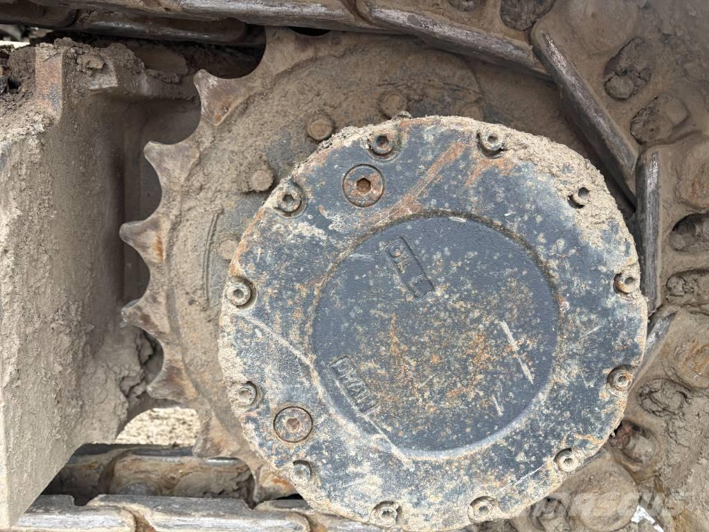 Doosan DX 140 LCR Roomikekskavaatorid