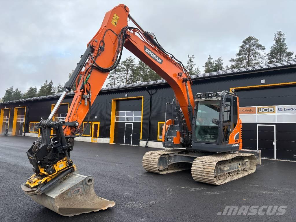 Doosan DX 140 LCR Roomikekskavaatorid